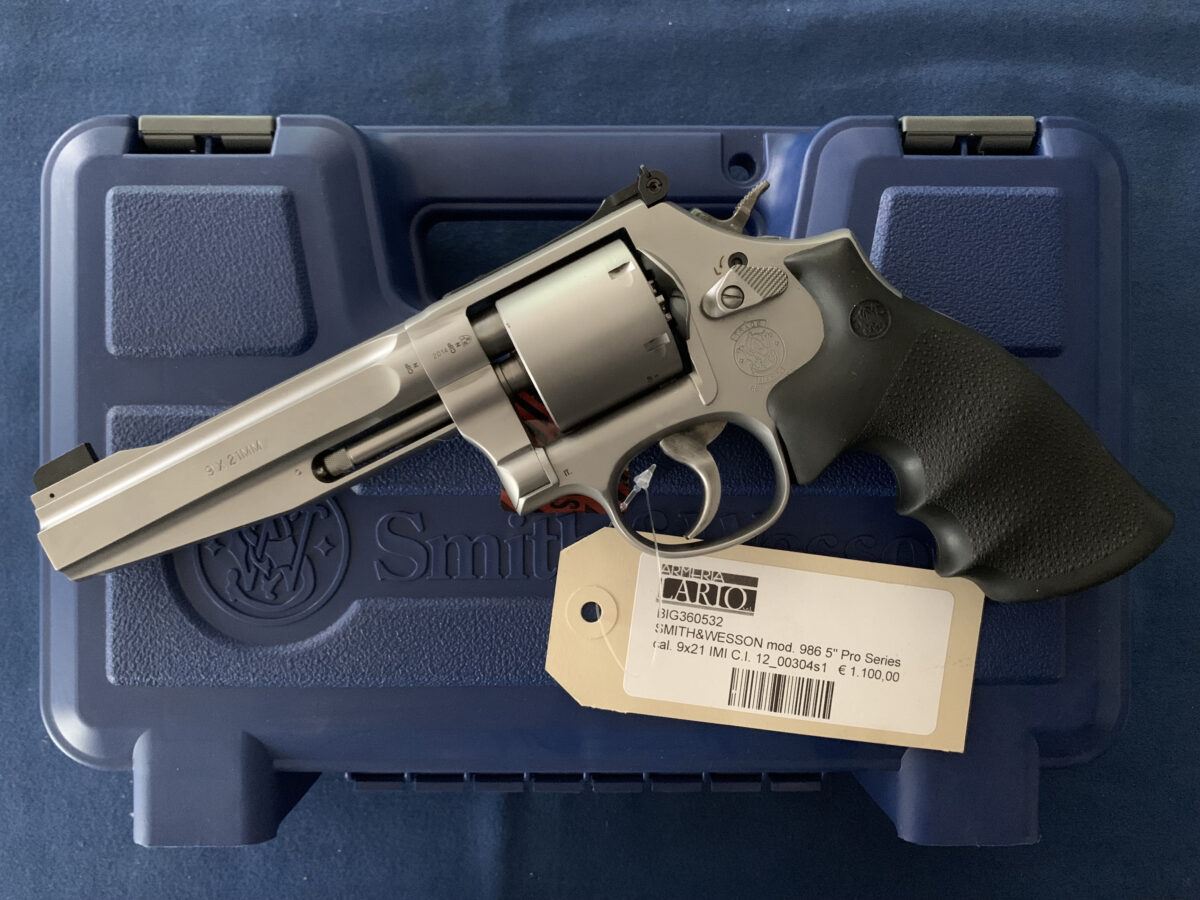 SMITH & WESSON 986 Pro Series